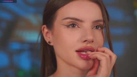 Snapshot of bellacle chatting on 11/19/25, 07:52 Bella I took a vacation and Ill be back on December 18th So dont lose me To keep in touch I have a TG - you can find below online show from 11/19/25, 07:52