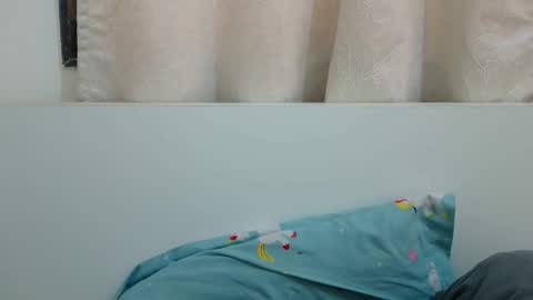 Snapshot of bellacrystall chatting on 03/14/26, 06:41 bellacrystall online show from 03/14/26, 06:41