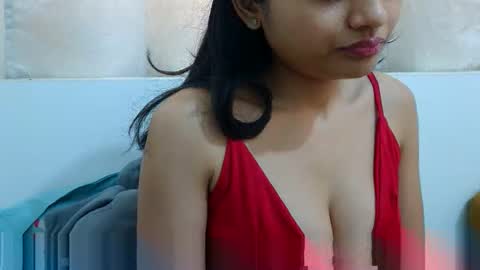 Snapshot of bellacrystall chatting on 04/11/26, 10:08 bellacrystall online show from 04/11/26, 10:08