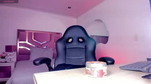 Snapshot of belladiamond18 chatting on 10/07/25, 07:22 TELL ME GODDESS NEXT Transmission 01122024 9PM TO 4AMColombian hour THANKS Follow me online show from 10/07/25, 07:22