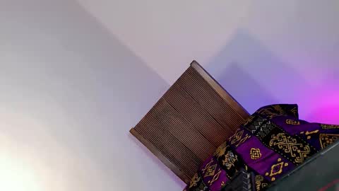 Bella rowt online show from 02/15/26, 02:52