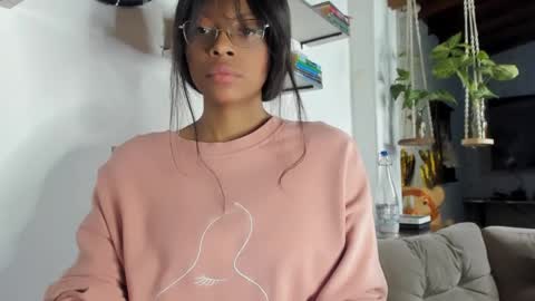 Bellah online show from 04/12/26, 10:31