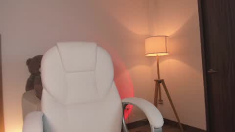 Bella Mia online show from 06/21/26, 12:57