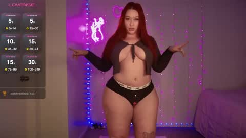 Snapshot of bellamonroee chatting on 04/28/26, 04:28 Bella Monroe online show from 04/28/26, 04:28