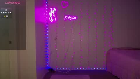 Bella Monroe online show from 07/07/26, 04:37