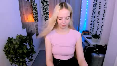 Bella online show from 06/07/26, 10:24