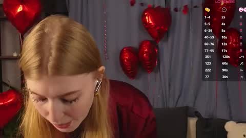 Snapshot of bellapoise chatting on 02/15/26, 11:30 Lana but not DelRay online show from 02/15/26, 11:30