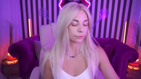 Bella online show from 05/31/26, 12:56