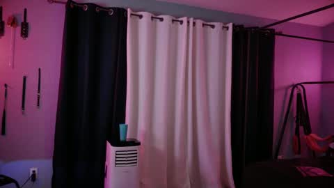 Bellaskeykeeper online show from 04/20/26, 07:00