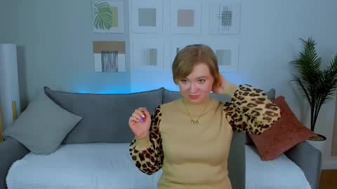 bellasmittssy online show from 04/15/26, 09:16