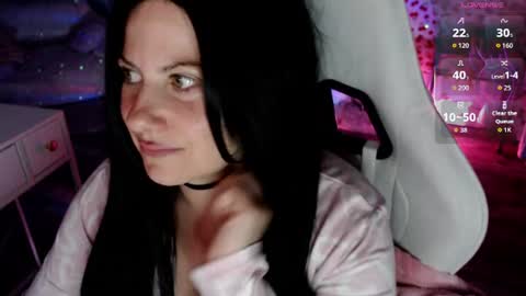 Snapshot of bellastar84 chatting on 07/09/26, 07:23 Starr40 online show from 07/09/26, 07:23