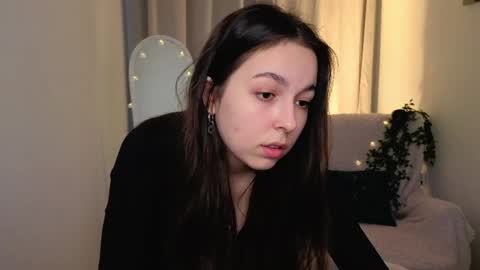 Bella online show from 05/20/26, 05:24