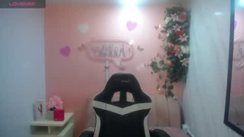 Bella online show from 07/05/26, 12:56