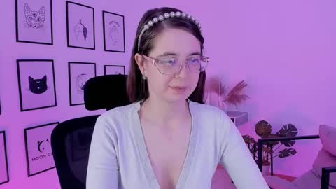 Snapshot of bellatrixllestrange chatting on 12/16/24, 12:38 Bella. Ntmu online show from 12/16/24, 12:38