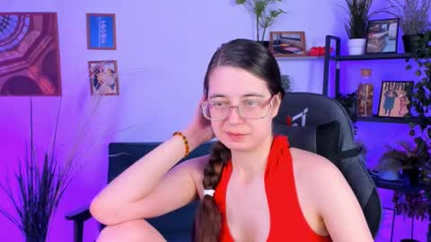 Snapshot of bellatrixllestrange chatting on 12/20/24, 05:29 Bella. Ntmu online show from 12/20/24, 05:29