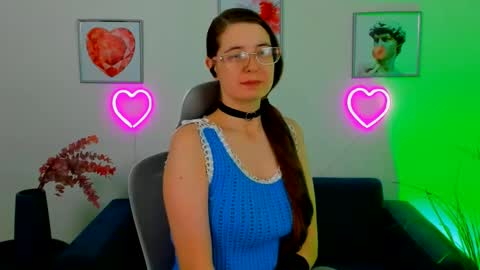 Snapshot of bellatrixllestrange chatting on 01/17/25, 05:19 Bella. Ntmu online show from 01/17/25, 05:19