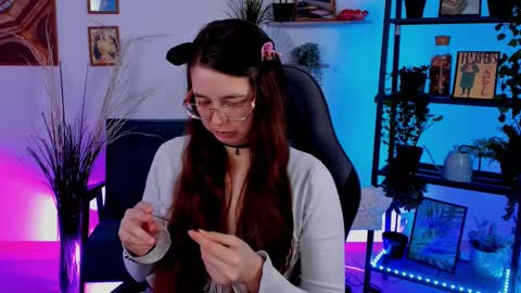 Snapshot of bellatrixllestrange chatting on 01/27/25, 07:56 Bella. Ntmu online show from 01/27/25, 07:56