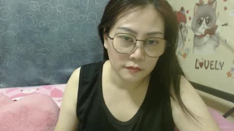 Bella online show from 03/11/25, 01:59