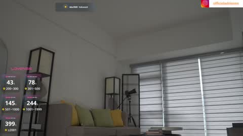 Snapshot of belle_adrienne chatting on 02/15/26, 07:51 Belle Adrienne IG online show from 02/15/26, 07:51