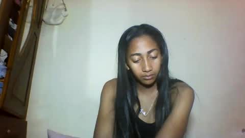 belle_annah online show from 07/27/26, 04:03