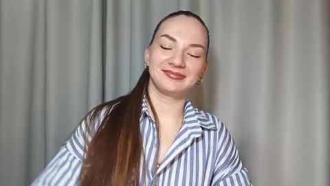 belle_fiesta online show from 02/25/26, 10:19