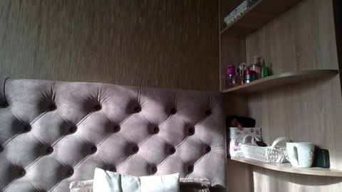 Snapshot of belleamiee chatting on 11/17/25, 10:54 Amelia online show from 11/17/25, 10:54