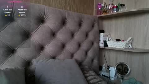 Amelia online show from 02/10/26, 01:37