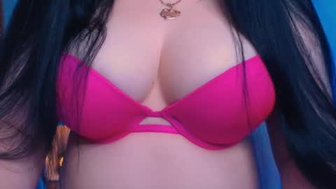 Snapshot of bellelovexx chatting on 12/14/24, 10:45 Hello I am kind friendly and cute girl online show from 12/14/24, 10:45