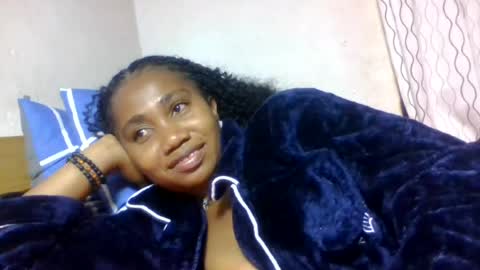 Snapshot of bellesur chatting on 06/27/26, 10:37 bellesur online show from 06/27/26, 10:37