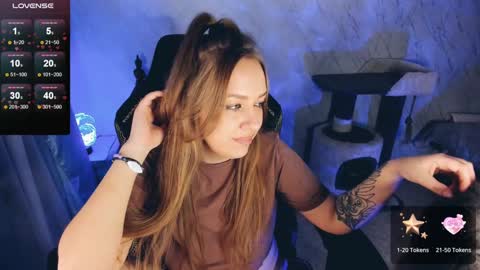 Your Annabelle Wolf  online show from 01/07/25, 05:53