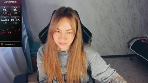 Your Annabelle Wolf  online show from 02/15/25, 02:44