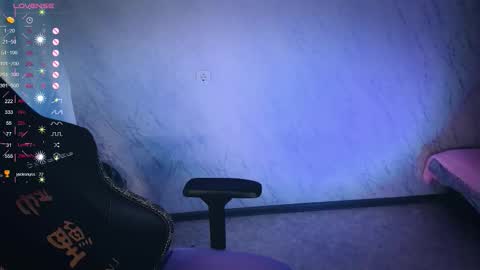 Your Annabelle Wolf  online show from 09/26/25, 07:12