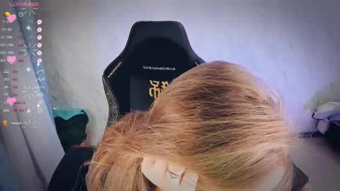 Your Annabelle Wolf  online show from 11/08/25, 12:22