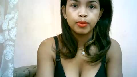 Snapshot of bellibellah chatting on 06/09/26, 05:19 BelliBellah online show from 06/09/26, 05:19