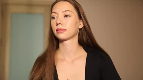 Ashley online show from 01/06/26, 02:04