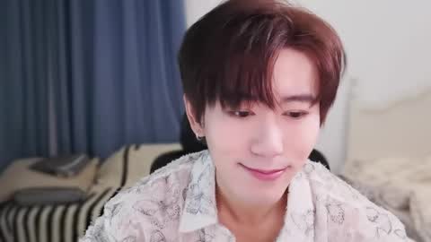 Ben online show from 04/11/26, 04:33