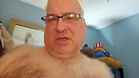 Snapshot of bendavewill chatting on 07/18/26, 05:11 Bendavewill online show from 07/18/26, 05:11