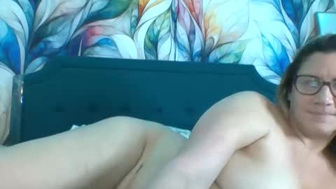 Becky online show from 12/19/24, 04:23