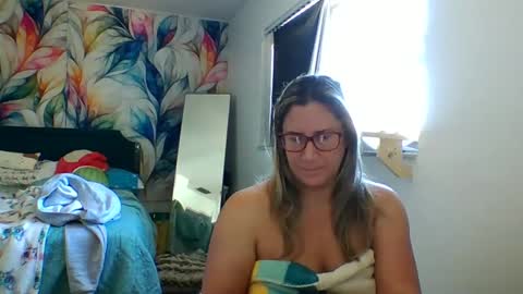 Becky online show from 03/03/25, 03:53