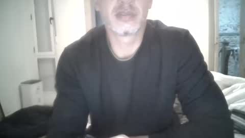 Snapshot of benedett22 chatting on 12/08/24, 08:25 benedett22 online show from 12/08/24, 08:25