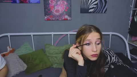 KENDALL  NATHAN online show from 06/03/26, 03:50