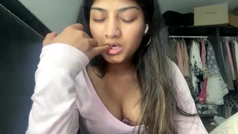 bengalibaddie7_x online show from 05/16/26, 04:42