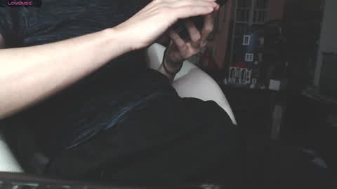 Snapshot of benijamin chatting on 11/25/25, 11:16 benijamin online show from 11/25/25, 11:16