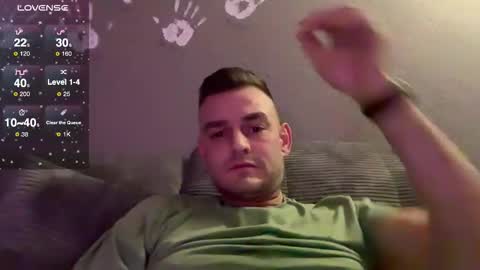 Snapshot of benjaminbt90 chatting on 01/06/26, 08:34 benlovesmen online show from 01/06/26, 08:34