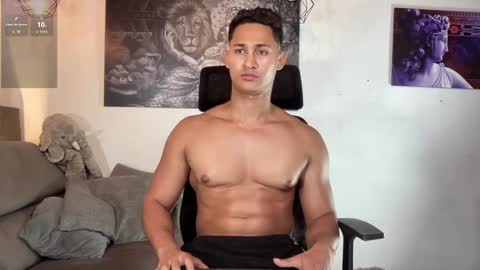 Snapshot of benjamincooperk1 chatting on 02/16/25, 06:32 benjamincooperk online show from 02/16/25, 06:32