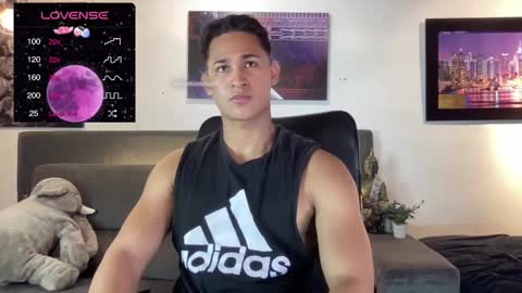 Snapshot of benjamincooperk1 chatting on 03/08/25, 01:17 benjamincooperk online show from 03/08/25, 01:17