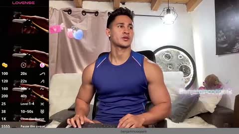 Snapshot of benjamincooperk1 chatting on 09/18/25, 10:06 benjamincooperk online show from 09/18/25, 10:06