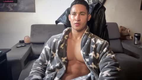 Snapshot of benjamincooperk1 chatting on 10/18/25, 09:54 benjamincooperk online show from 10/18/25, 09:54