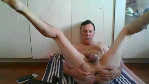 Snapshot of benjoid chatting on 02/16/26, 02:29 benjoid online show from 02/16/26, 02:29