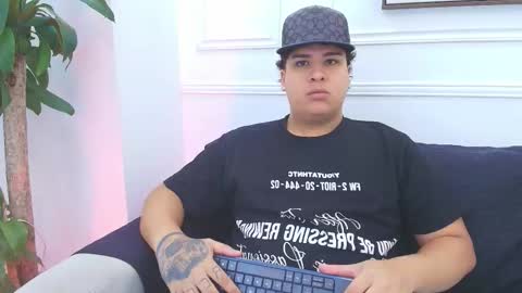 Snapshot of bennett_alejoo chatting on 11/30/25, 06:01 bennett_alejoo online show from 11/30/25, 06:01